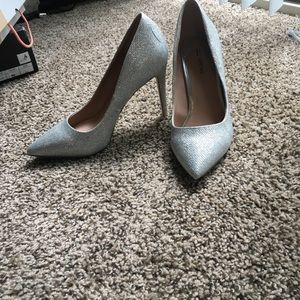 Sliver Sparkle Pumps